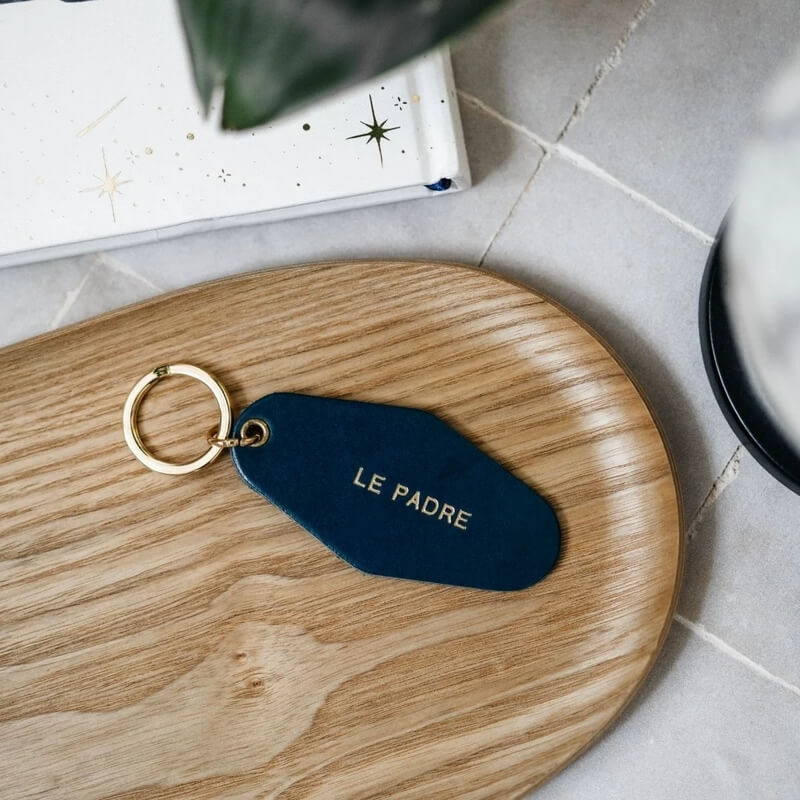 Porte-clés en bois en forme de donut